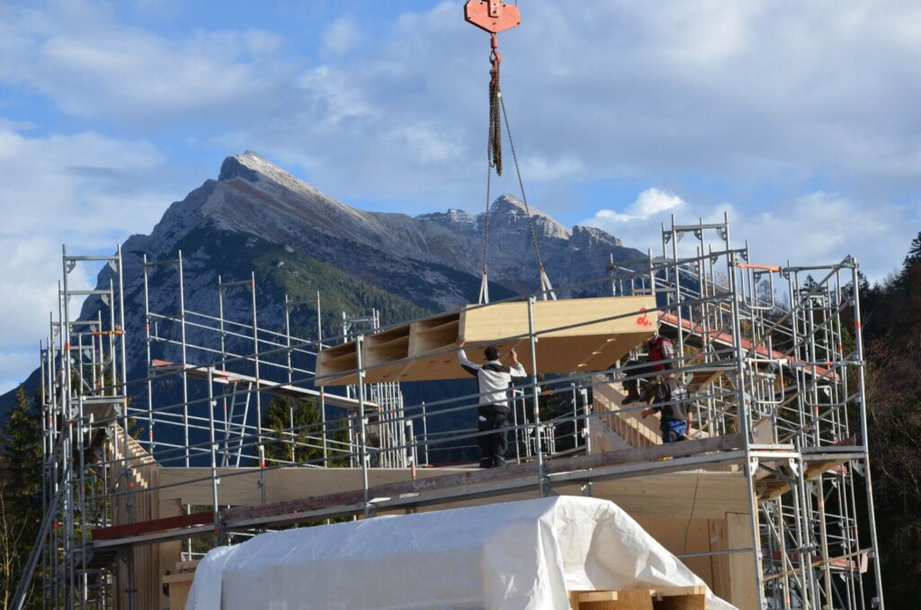 Scharnitz bekommt Infozentrum in modernem Holzbau