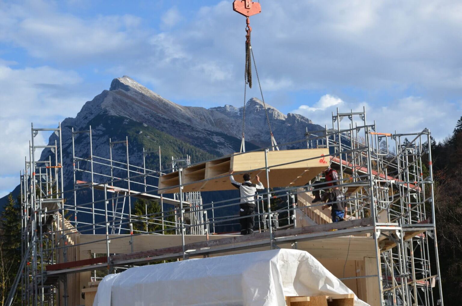 Scharnitz bekommt Infozentrum in modernem Holzbau
