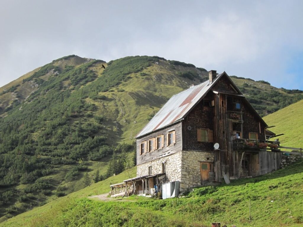 Plumsjochhütte